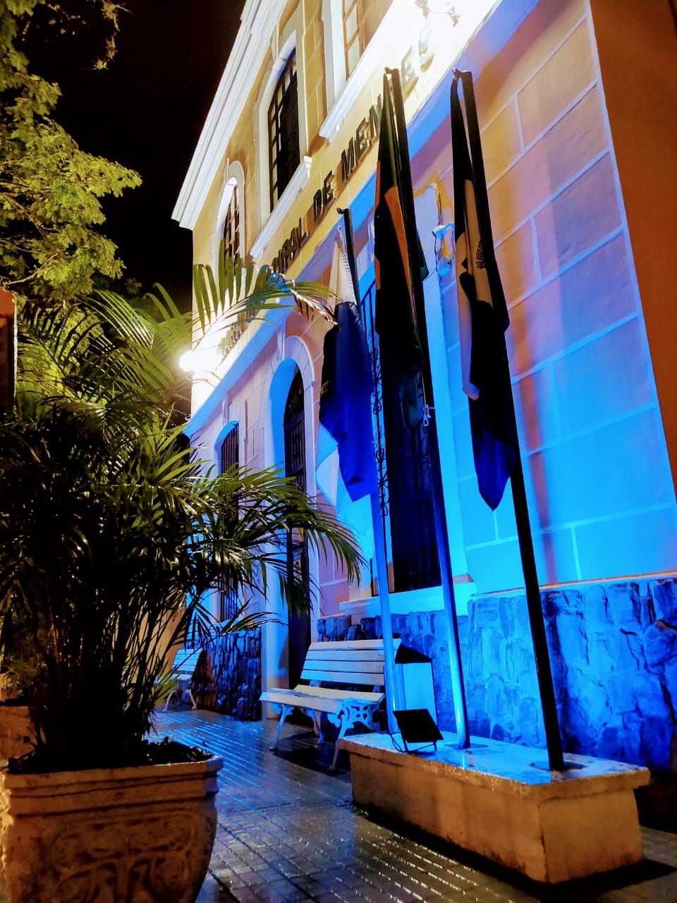 Câmara iluminada de Azul